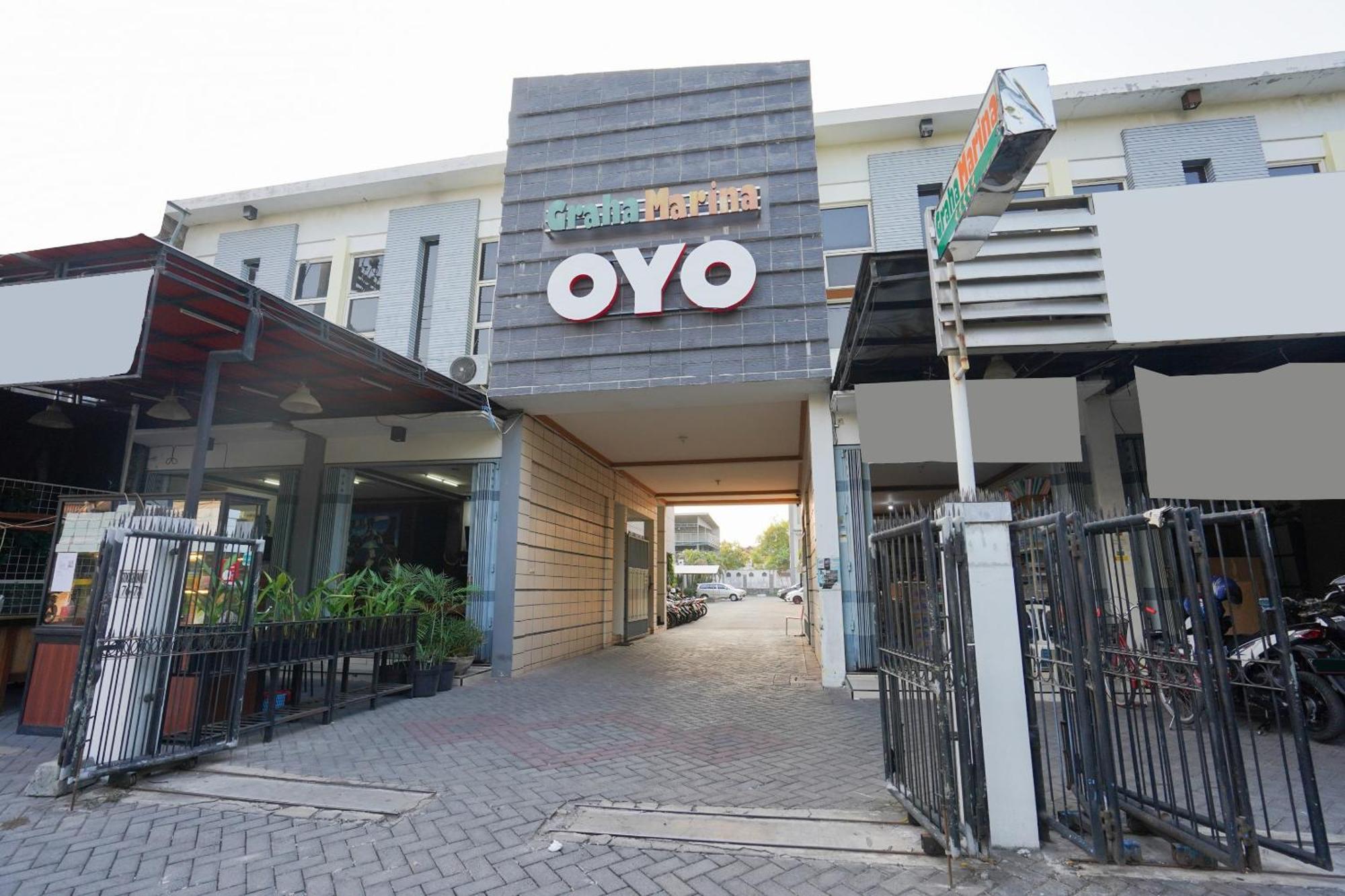 Hotel Oyo 2075 Graha Marina Surabaya